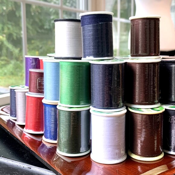 Assorted Sewing Thread - Picture 2 of 8